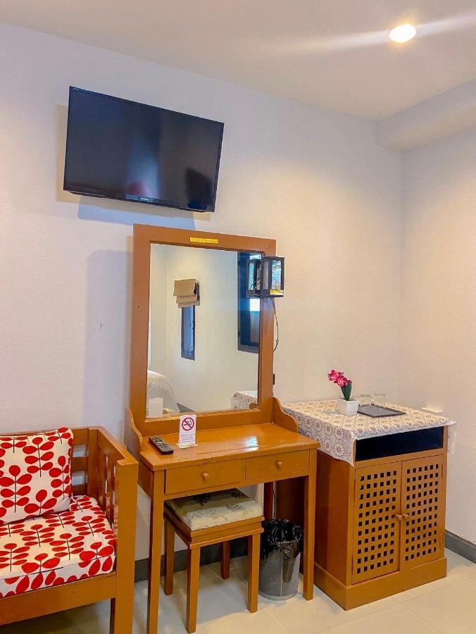 Tjr Boutique Hotel Chiang Mai Exteriör bild