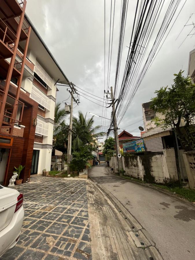 Tjr Boutique Hotel Chiang Mai Exteriör bild