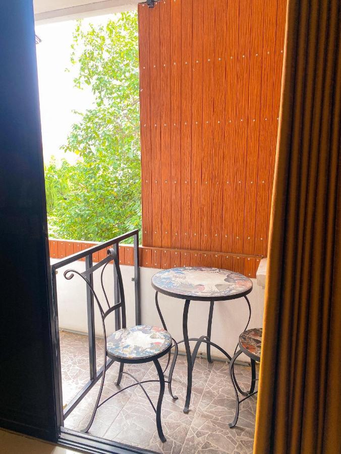 Tjr Boutique Hotel Chiang Mai Exteriör bild